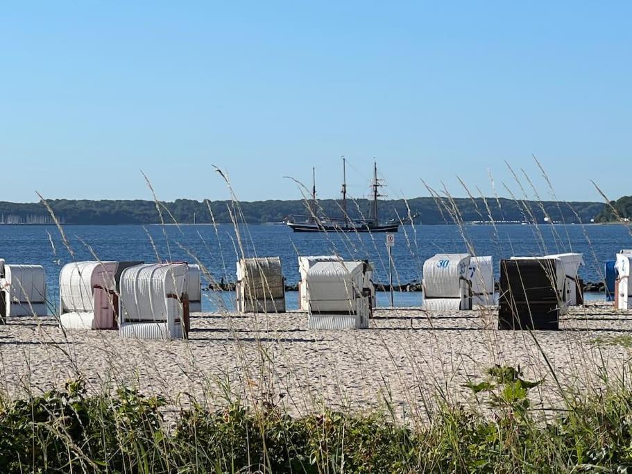 Neue Ferienwohnung Kuestennaehe Mit Terrasse 3Km Zum Strand Osdorf 외부 사진
